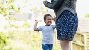 hijos tiranos.Javier Urra.como educar niño conflictivo