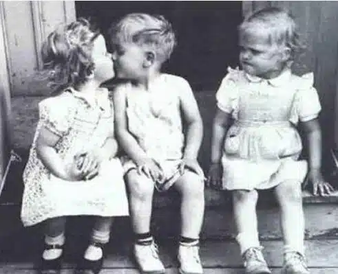 los.celos.que.son.niños.Sanate.info