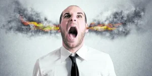 indrome-de-bornout-hombre-agotado-humo-sale-de-las-orejas